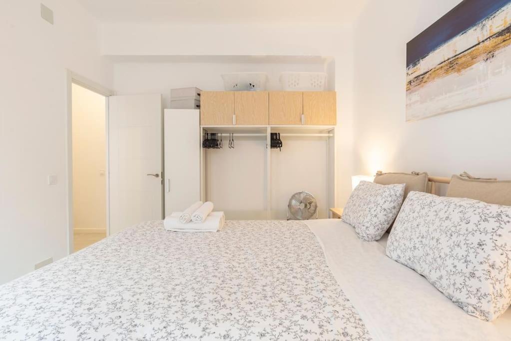 3 Bedroom Flat In Historic Centre Málaga Buitenkant foto